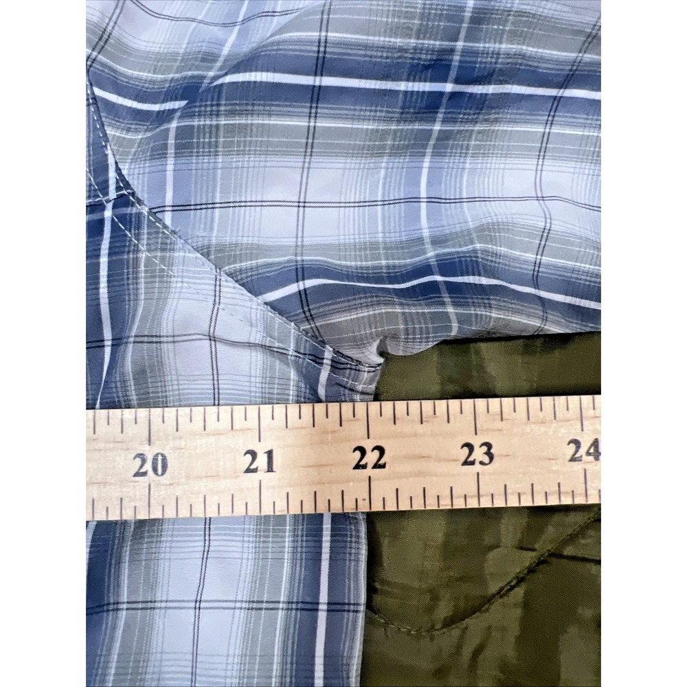 Wrangler ATG Plaid Button Up Shirt Men's Medium Mesh Yoke Poly Nylon Quick Dry - Picture 7 of 10